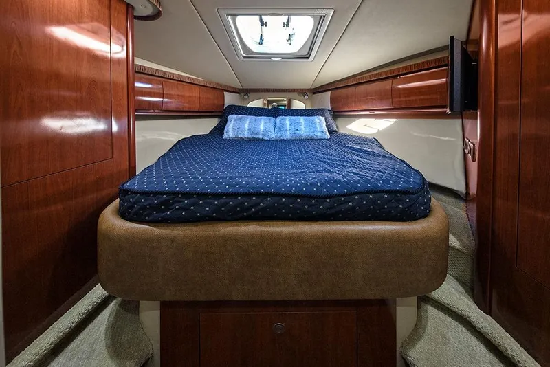 Slide: The Image of Master stateroom - 9