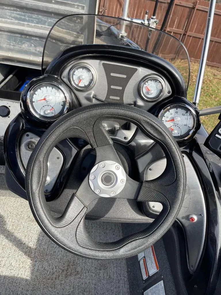 Slide: The Image of Tracker 175 TXW 2021 - 5