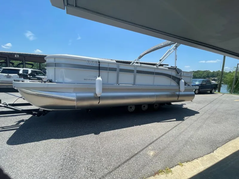 Slide: The Image of Bennington SX 22 2023 - 34