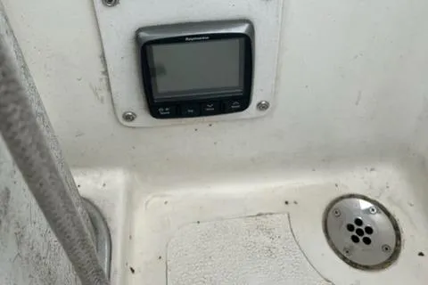 Slide: The Image of Raymarine display on Fuji 45 MK II Ketch, 1977 model. - 38