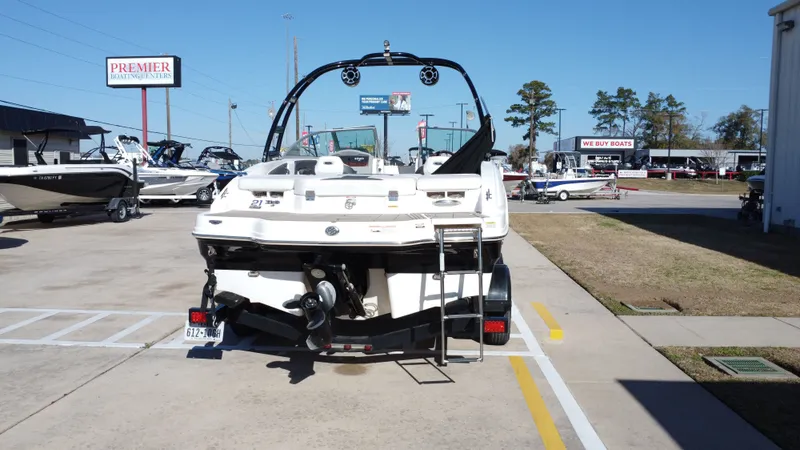 Slide: The Image of Chaparral 21 H2O Sport 2014 - 5