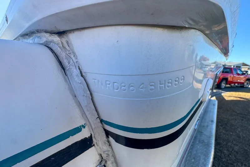 Slide: The Image of 1989 Formula 292 SR-1 boat hull with visible identification number. - 75