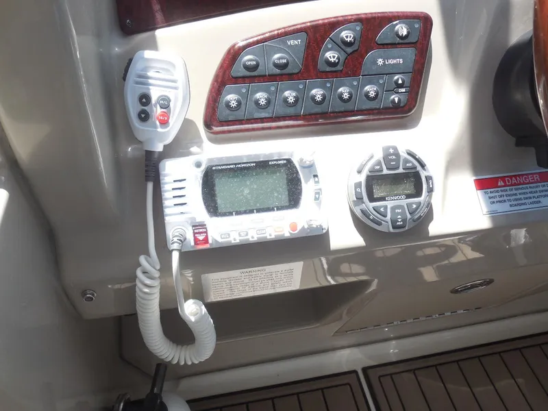 Slide: The Image of Sea Ray 290 Sundancer 2007 - 53