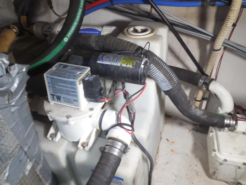 Slide: The Image of Sea Ray 290 Sundancer 2007 - 59