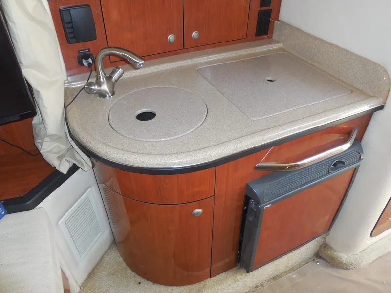 Slide: The Image of Sea Ray 290 Sundancer 2007 - 98