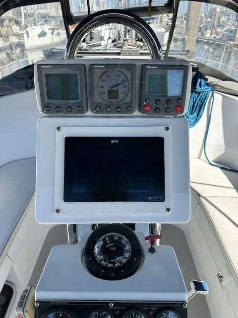Slide: The Image of Catalina 350 MkII 2008 - 16