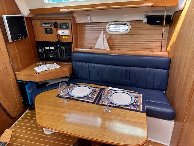 Slide: The Image of Catalina 350 MkII 2008 - 38