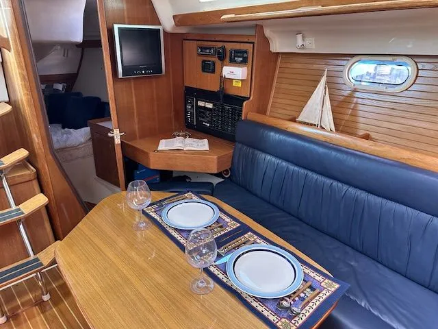 Slide: The Image of Catalina 350 MkII 2008 - 39
