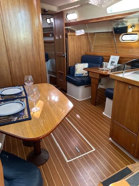 Slide: The Image of Catalina 350 MkII 2008 - 40