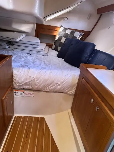 Slide: The Image of Catalina 350 MkII 2008 - 45
