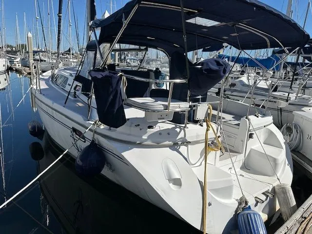 Slide: The Image of Catalina 350 MkII 2008 - 5