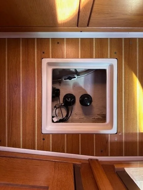 Slide: The Image of Catalina 350 MkII 2008 - 56