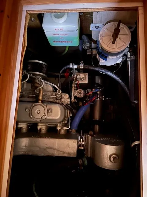 Slide: The Image of Catalina 350 MkII 2008 - 63
