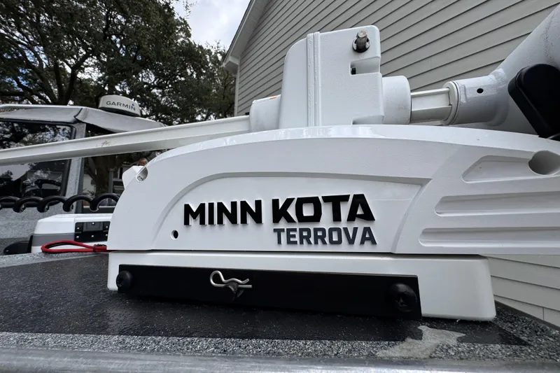 Slide: The Image of Minn Kota Terrova motor on 2016 North River 21' Seahawk boat, with Garmin equipment. - 20