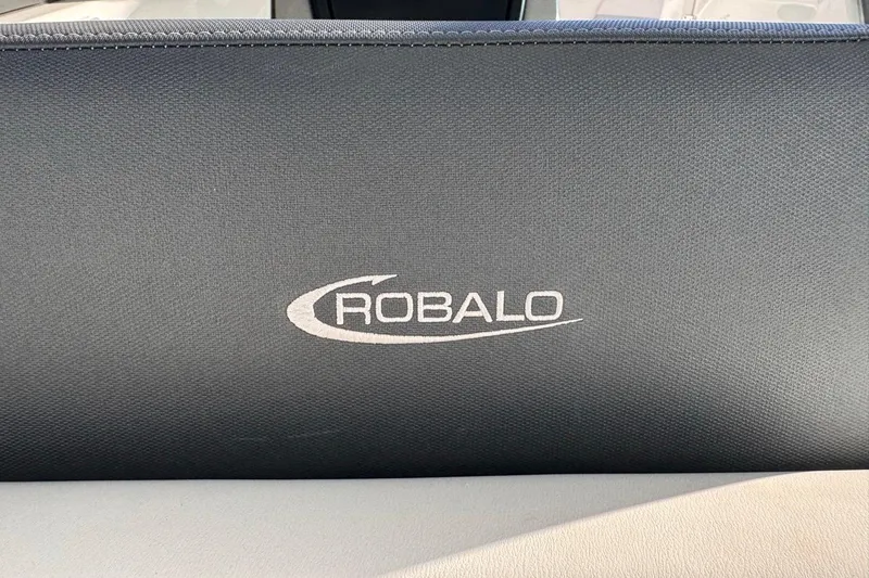 Slide: The Image of Robalo R317 Dual Console 2021 boat seat with logo embroidery. - 68