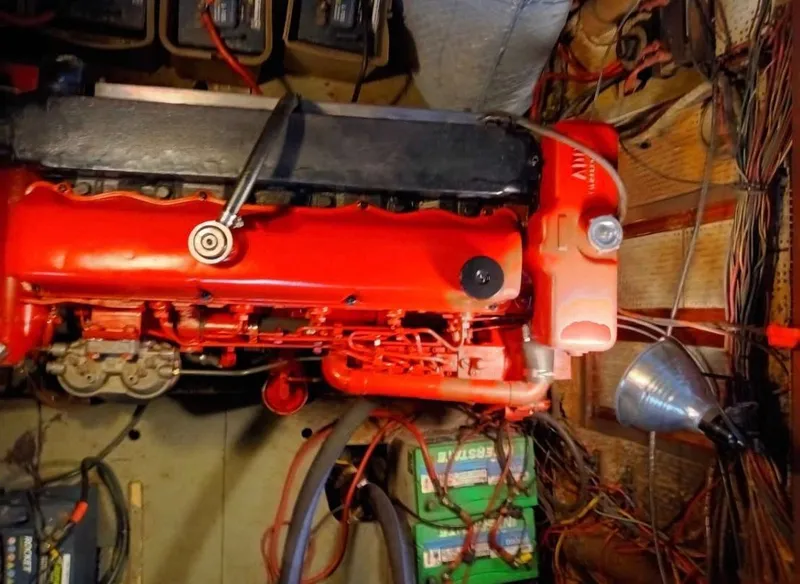 Slide: The Image of Marine Trader Sundeck Fb 1987 - 17