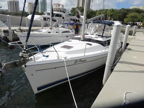 Slide: The Image of Hunter 45 Center Cockpit 2010 - 0