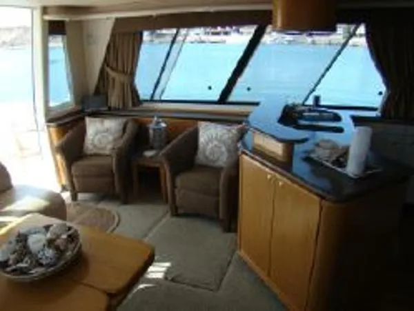 Slide: The Image of Bayliner 4788 Pilot House Motoryacht 1999 - 6