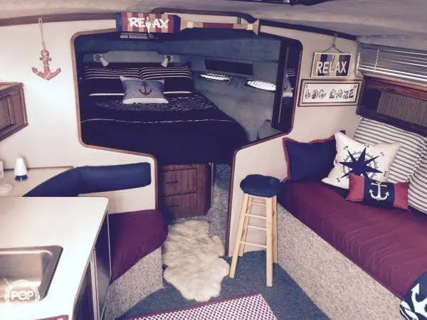 Slide: The Image of Sea Ray 340 Sundancer 1984 - 2