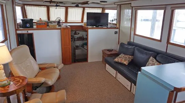 Slide: The Image of Bristol Trawler (stabilized) 1969 - 9