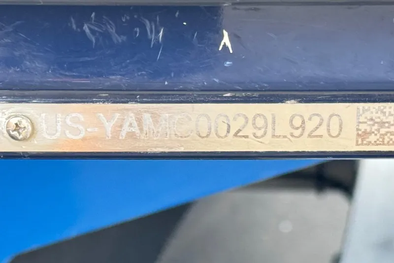 Slide: The Image of Yamaha Boats AR210 2020 model identification plate with serial number. - 35