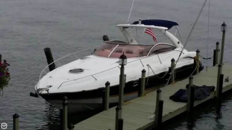 Slide: The Image of Sunseeker Superhawk 34 2002 - 5