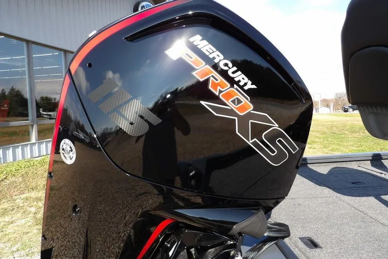 Slide: The Image of Mercury Pro XS 115 outboard motor on 2026 Crestliner XFC 189 boat. - 41