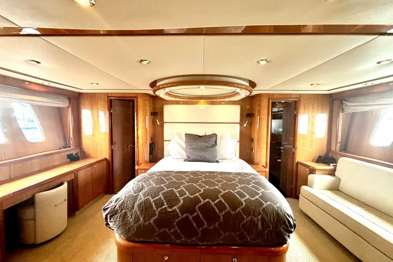 Slide: The Image of Sunseeker 75 Yacht 2005 - 13