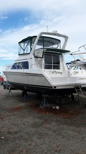 Slide: The Image of Mainship 400 Sedan Bridge 1998 - 2