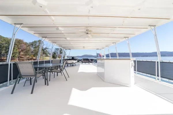 Slide: The Image of Sumerset Houseboat 20x77 2007 - 5