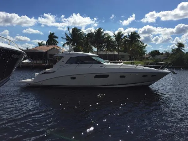 Slide: The Image of Sea Ray 450 Sundancer 2010 - 4