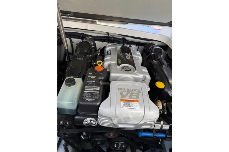 Slide: The Image of 2014 Formula 310 Sun Sport engine, featuring a powerful Big Block V8. - 13