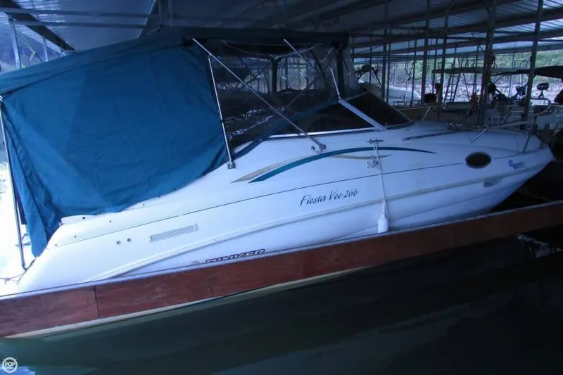 Slide: The Image of Rinker 266 Fiesta Vee 1996 - 8