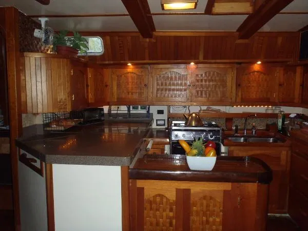 Slide: The Image of Aluminum Boat Co. 65 1984 - 5