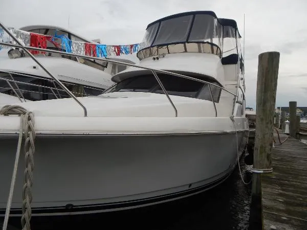 Slide: The Image of Silverton 392 Motor Yacht 2000 - 1