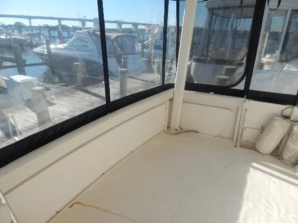 Slide: The Image of Silverton 392 Motor Yacht 2000 - 11