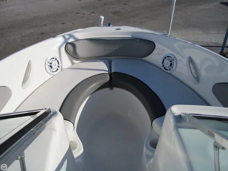 Slide: The Image of Sea Ray 205 Sport 2011 - 3