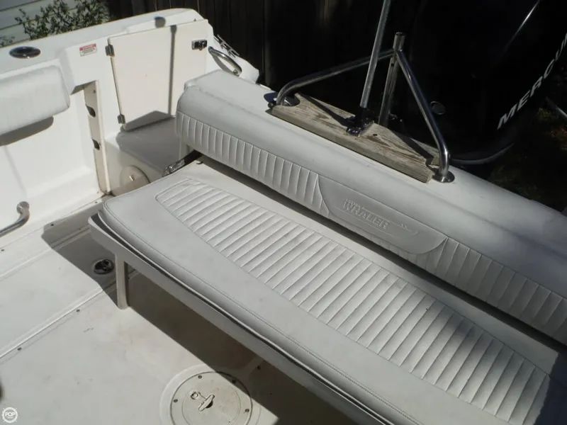 Slide: The Image of Boston Whaler 210 Ventura 2007 - 10