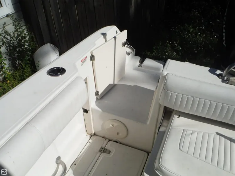 Slide: The Image of Boston Whaler 210 Ventura 2007 - 11