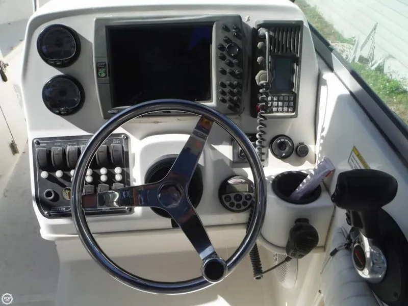 Slide: The Image of Boston Whaler 210 Ventura 2007 - 2