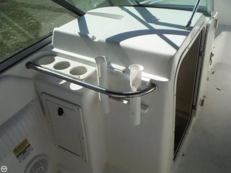 Slide: The Image of Boston Whaler 210 Ventura 2007 - 8
