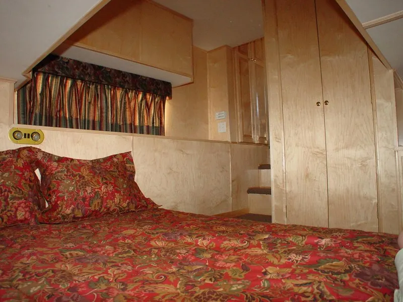 Slide: The Image of Bedroom in Stardust Cruisers San Juan Sunrise 2004. - 6