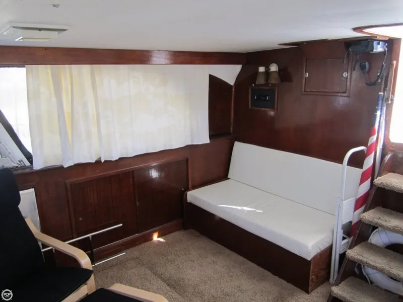 Slide: The Image of Hatteras 41 Double Cabin 1964 - 5
