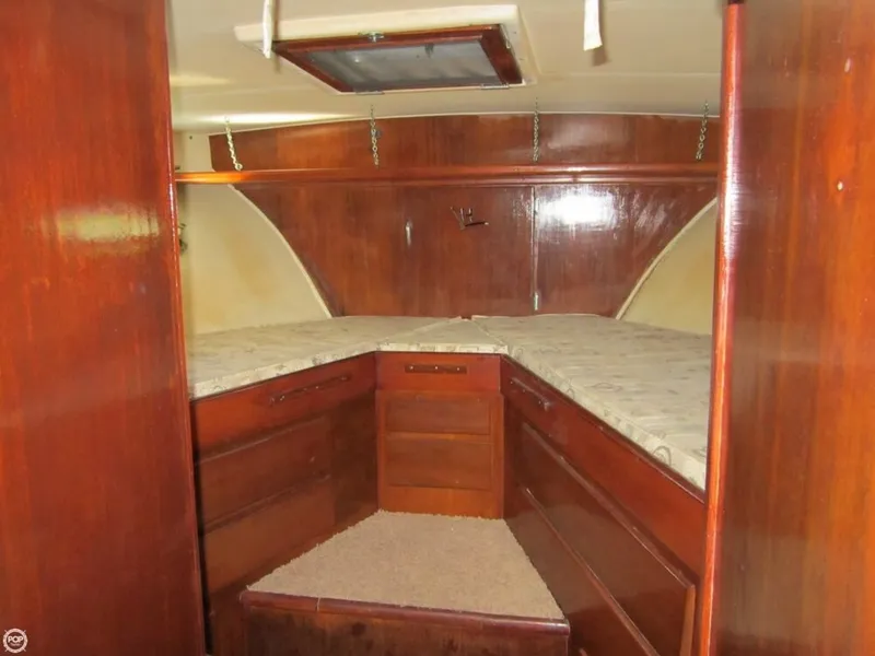 Slide: The Image of Hatteras 41 Double Cabin 1964 - 8