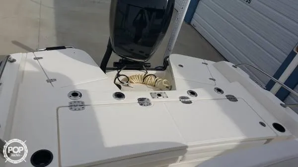 Slide: The Image of Boston Whaler 240 Dauntless 2014 - 7