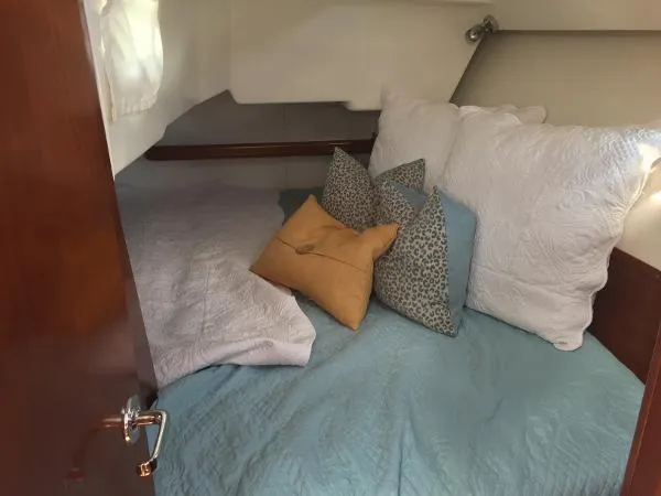 Slide: The Image of Beneteau 373 2006 - 9