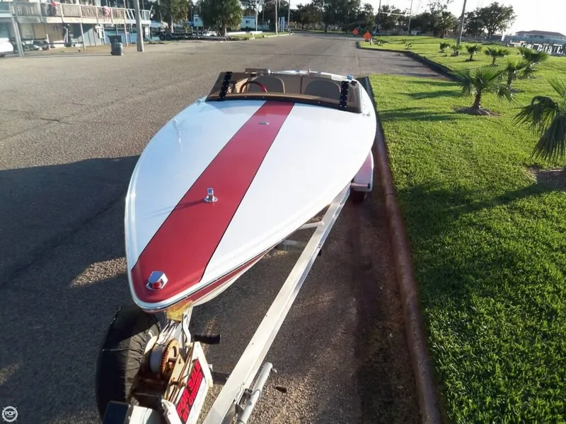 Slide: The Image of Donzi 22 Classic Speed Boat 1996 - 1