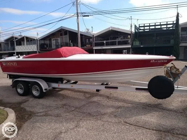 Slide: The Image of Donzi 22 Classic Speed Boat 1996 - 2