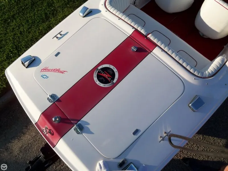 Slide: The Image of Donzi 22 Classic Speed Boat 1996 - 8
