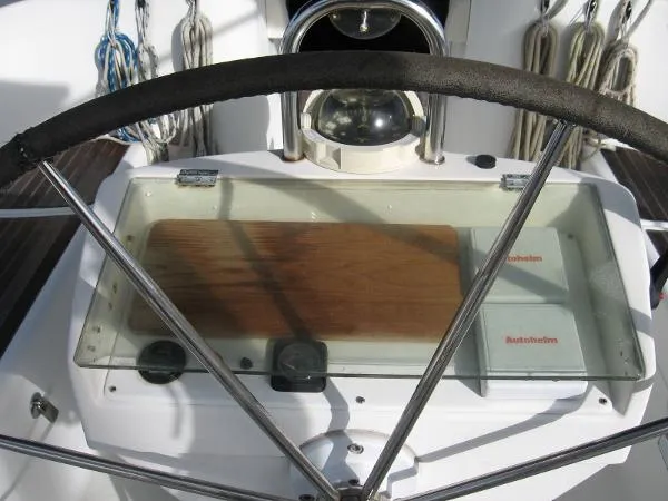 Slide: The Image of Beneteau Oceanis 411 1999 - 11